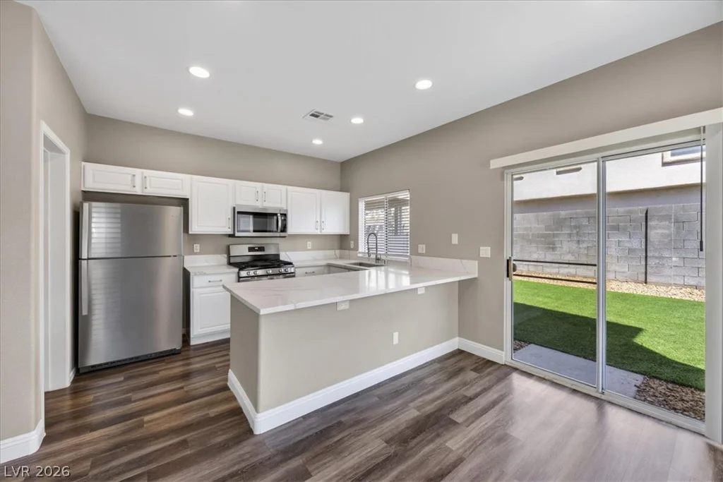 2594 Lazy Saddle, Henderson, NV 89002