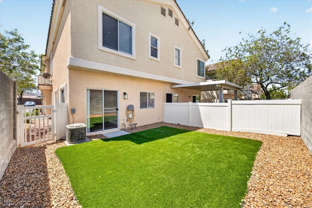 2594 Lazy Saddle, Henderson, NV 89002