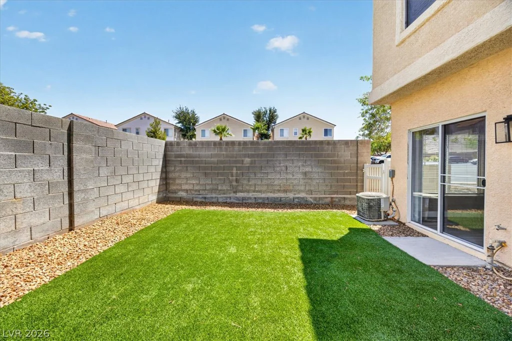 2594 Lazy Saddle, Henderson, NV 89002