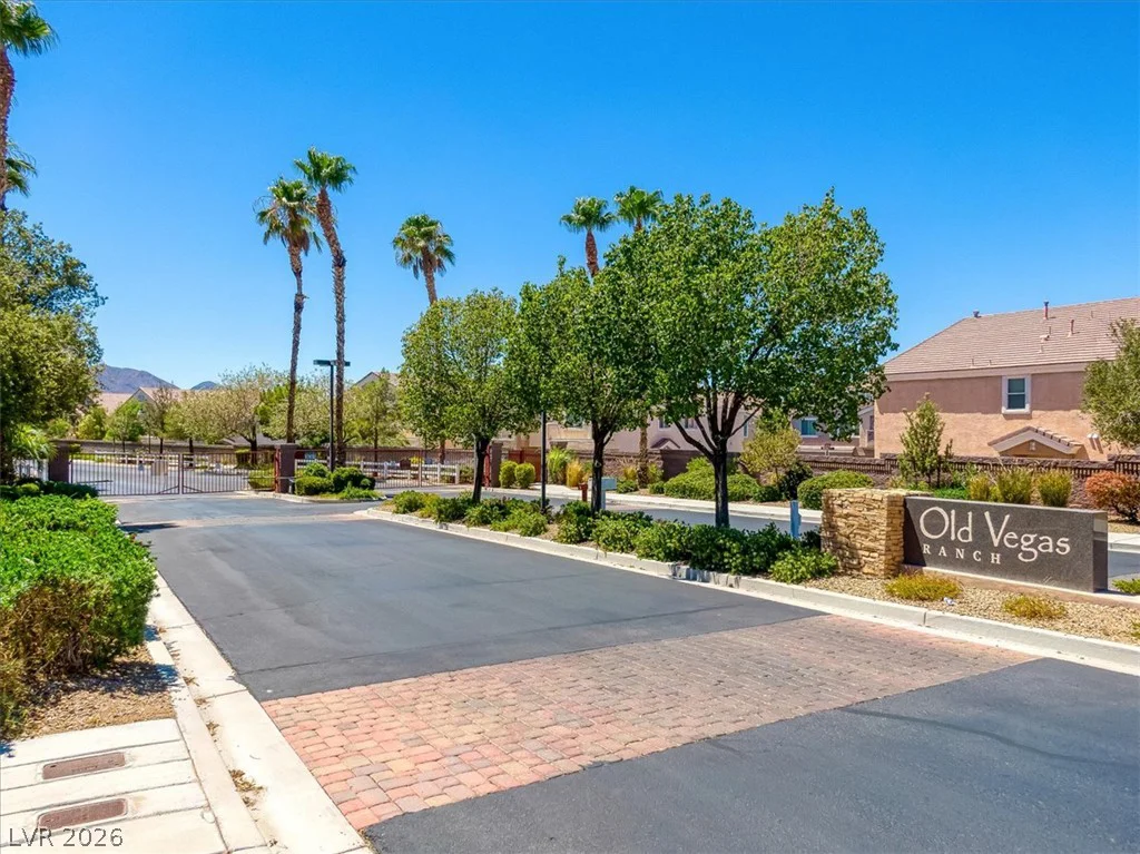 2594 Lazy Saddle, Henderson, NV 89002
