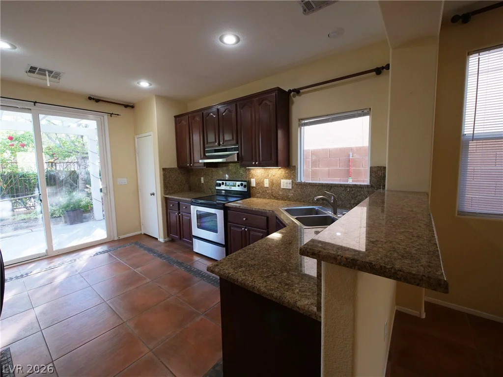924 Percy Arms, Las Vegas, NV 89138