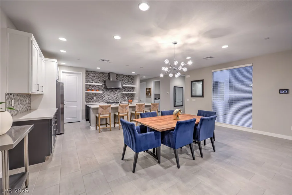 1327 8th, Las Vegas, NV 89104