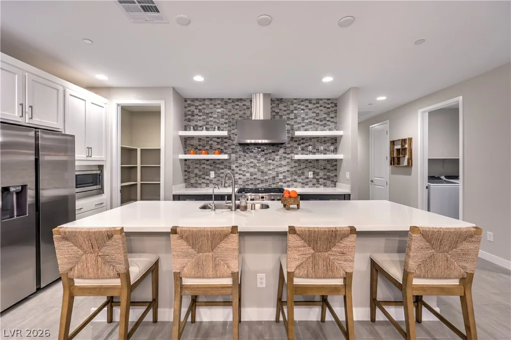 1327 8th, Las Vegas, NV 89104