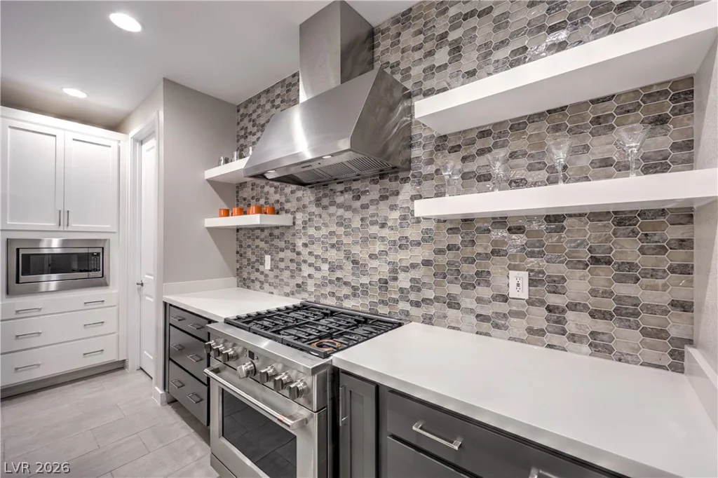 1327 8th, Las Vegas, NV 89104