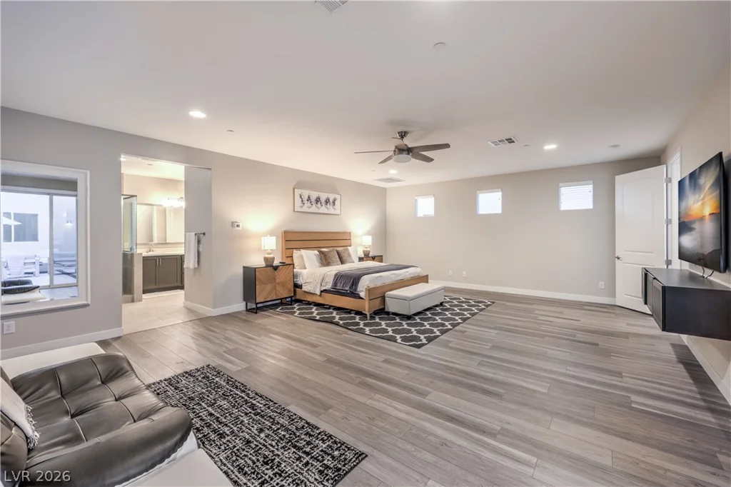 1327 8th, Las Vegas, NV 89104