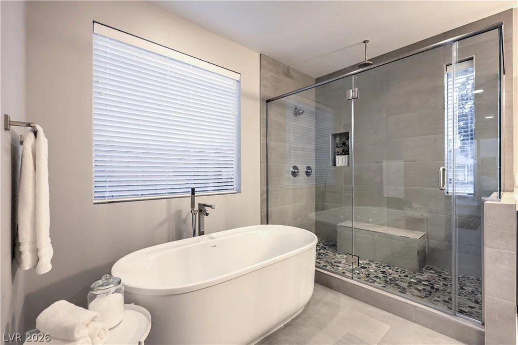 1327 8th, Las Vegas, NV 89104