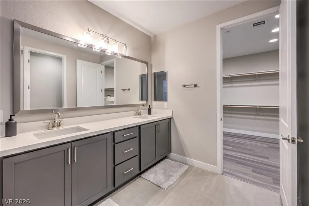 1327 8th, Las Vegas, NV 89104