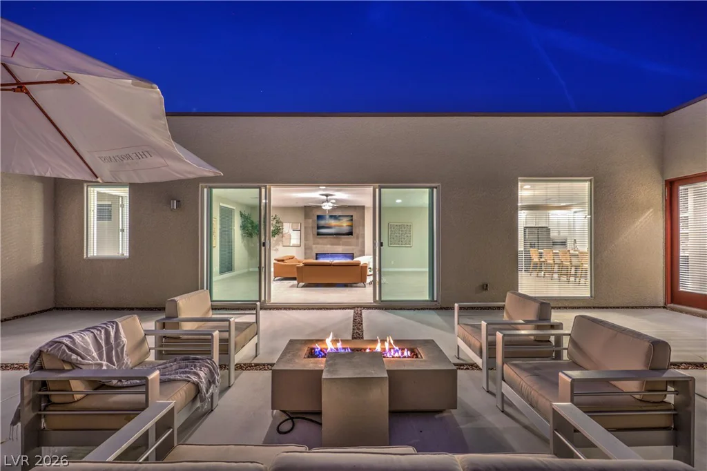1327 8th, Las Vegas, NV 89104