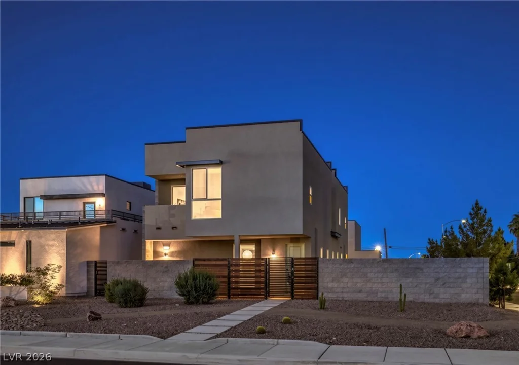 1335 8th, Las Vegas, NV 89104