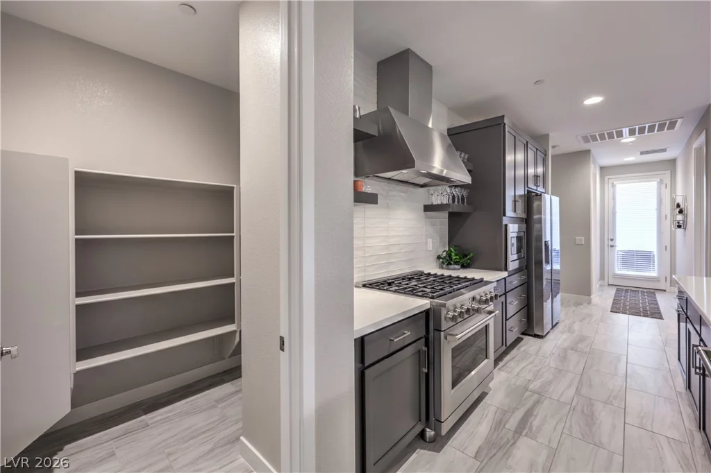 1335 8th, Las Vegas, NV 89104