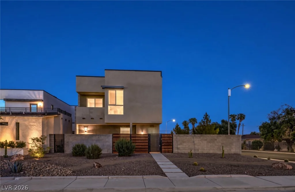 1335 8th, Las Vegas, NV 89104