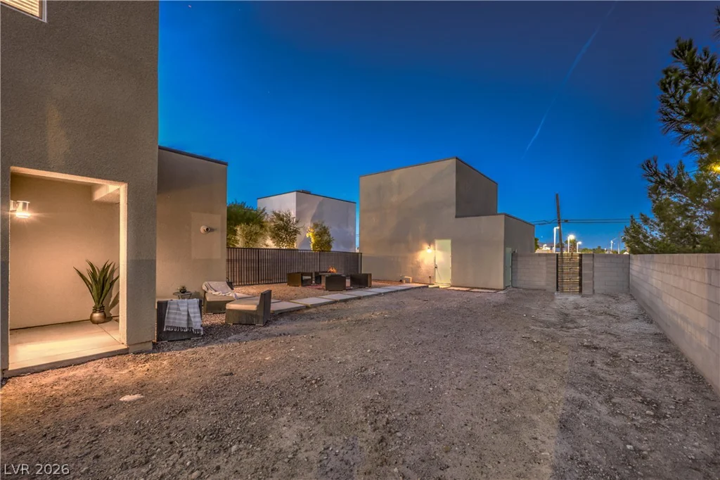1335 8th, Las Vegas, NV 89104