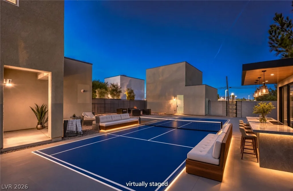 1335 8th, Las Vegas, NV 89104
