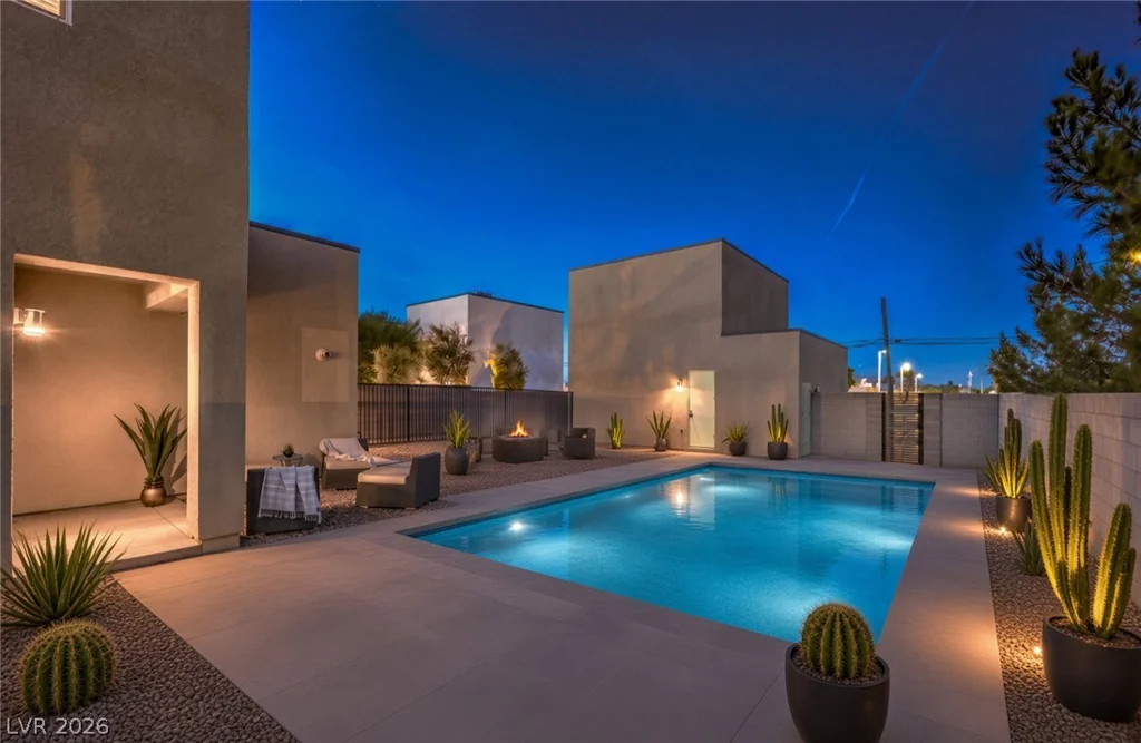 1335 8th, Las Vegas, NV 89104