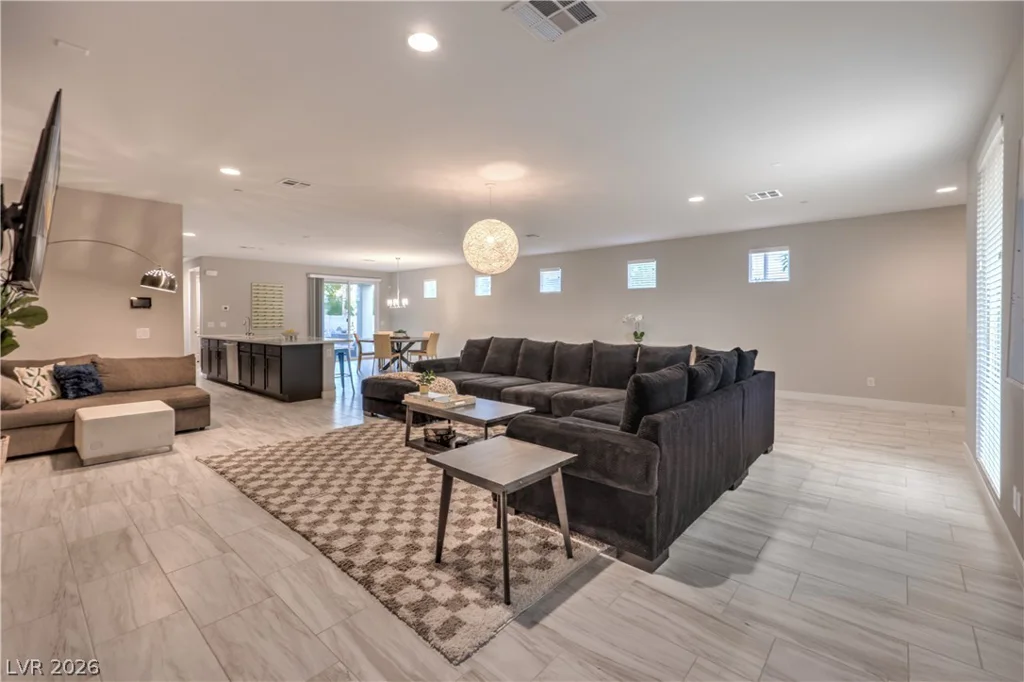 1335 8th, Las Vegas, NV 89104