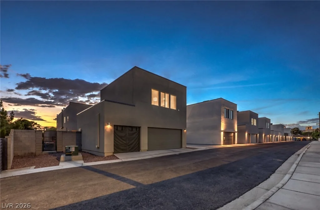 1335 8th, Las Vegas, NV 89104