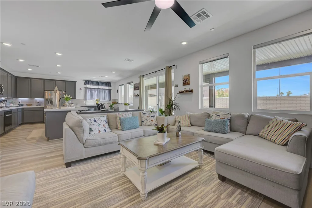 863 Metromont, Henderson, NV 89011