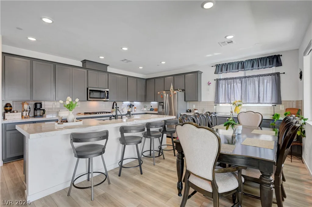863 Metromont, Henderson, NV 89011