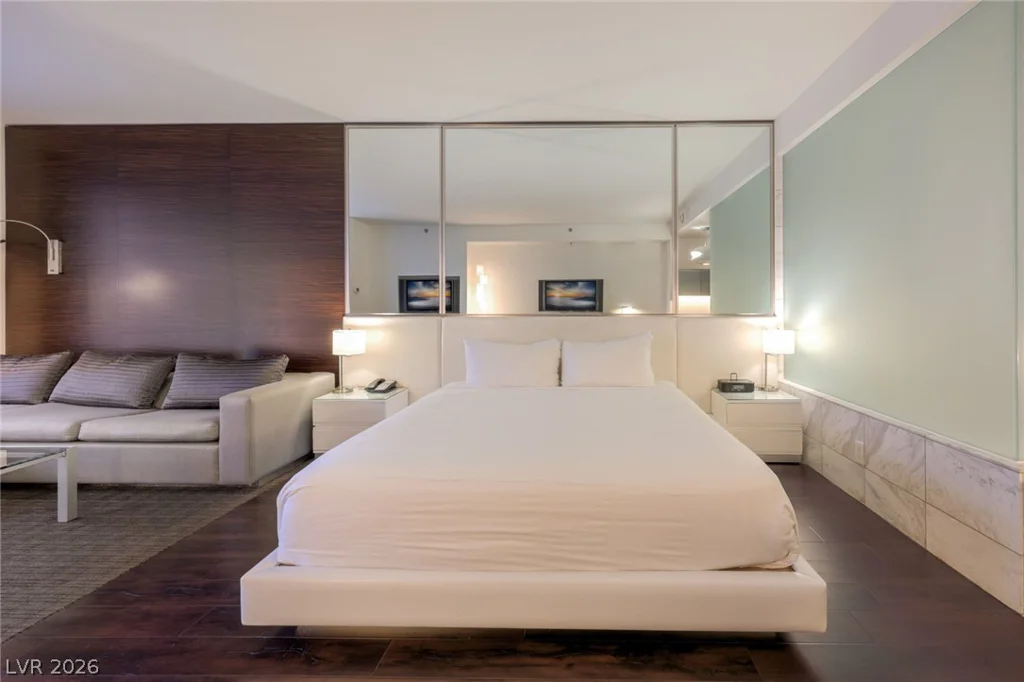 4381 Flamingo, Las Vegas, NV 89103