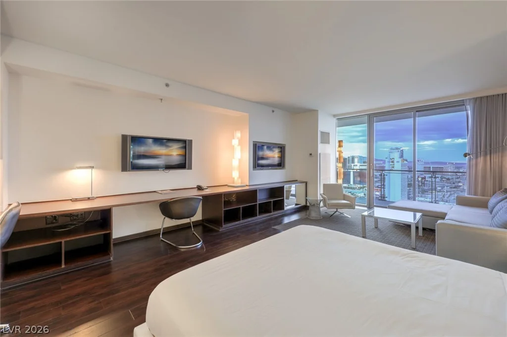 4381 Flamingo, Las Vegas, NV 89103