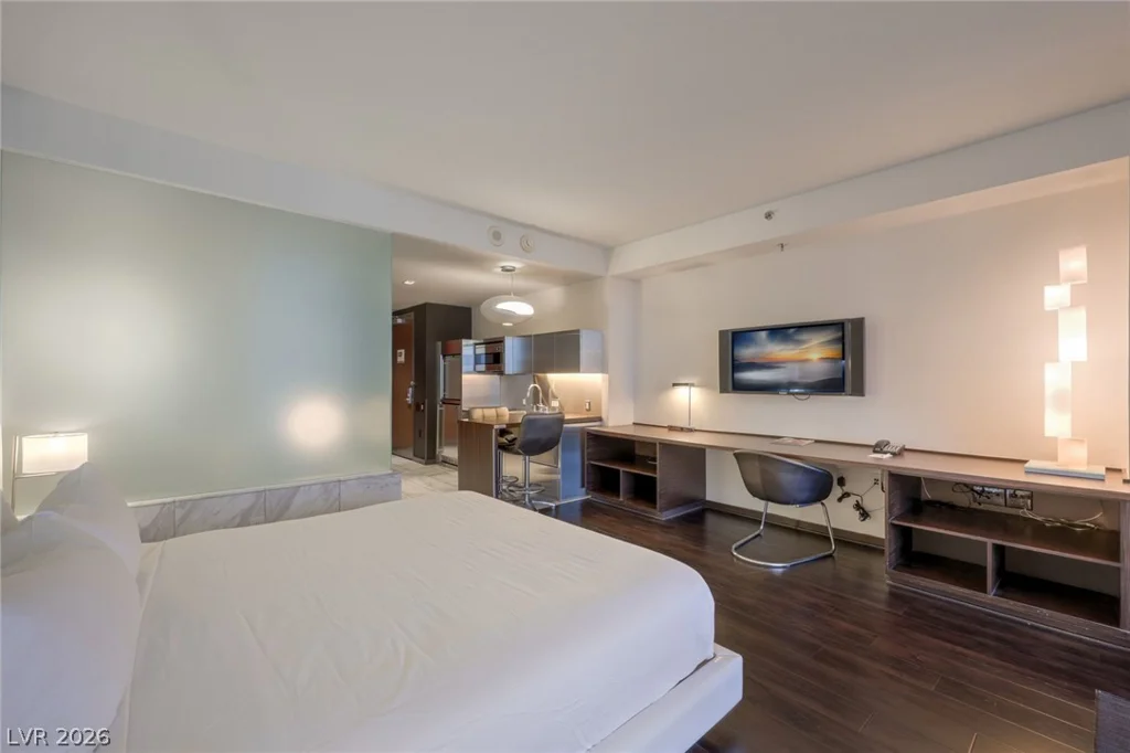 4381 Flamingo, Las Vegas, NV 89103