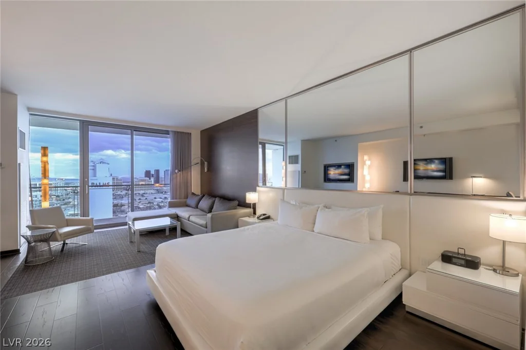 4381 Flamingo, Las Vegas, NV 89103