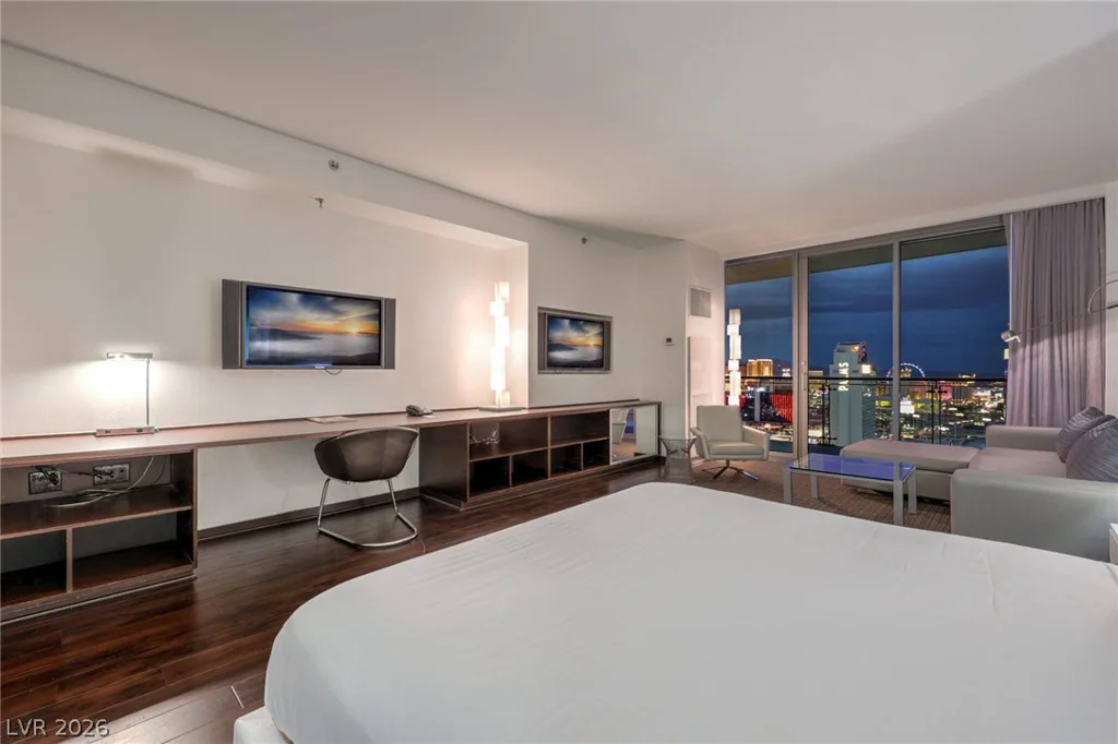 4381 Flamingo, Las Vegas, NV 89103