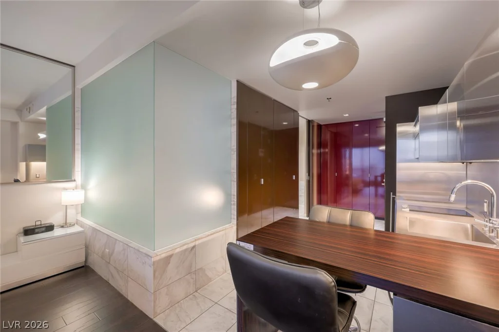 4381 Flamingo, Las Vegas, NV 89103