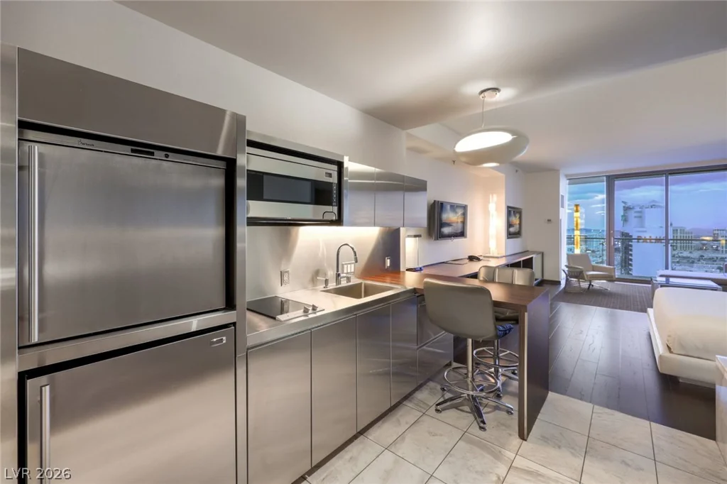 4381 Flamingo, Las Vegas, NV 89103