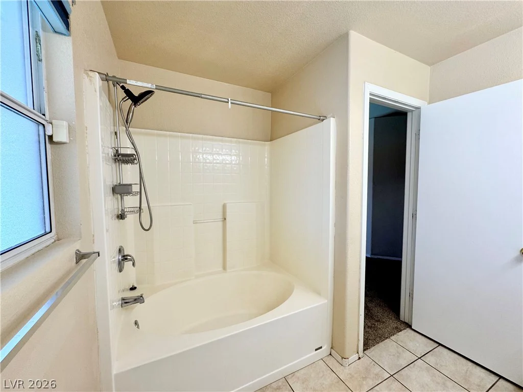 2112 Panther, North Las Vegas, NV 89031