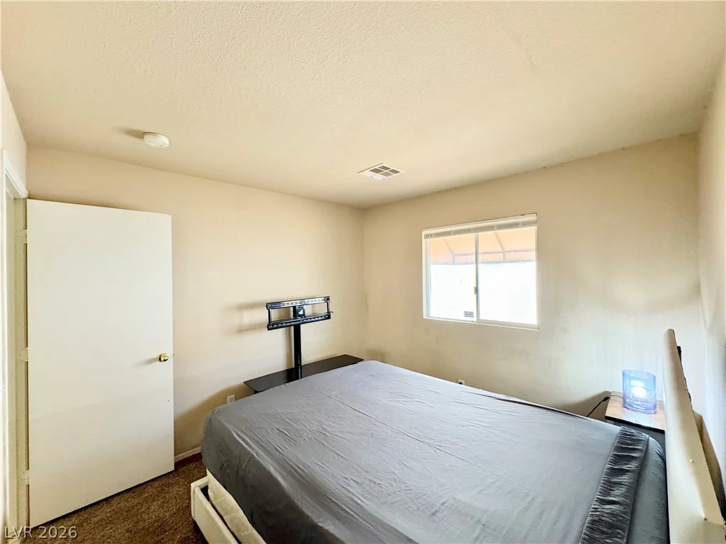 2112 Panther, North Las Vegas, NV 89031