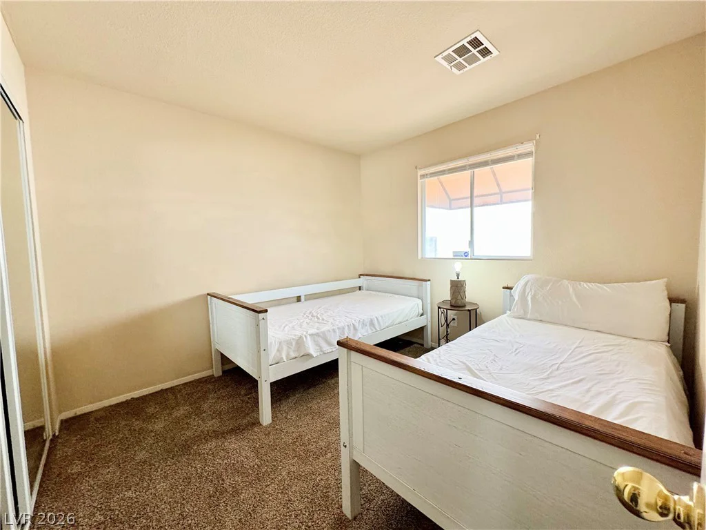2112 Panther, North Las Vegas, NV 89031