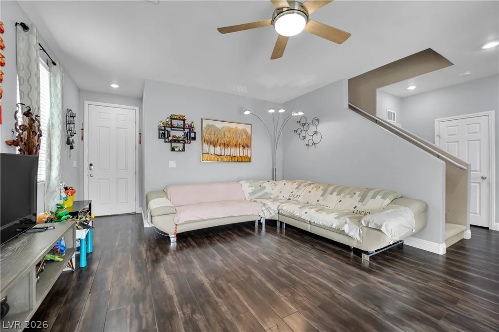 6450 Lovett Canyon, Las Vegas, NV 89148