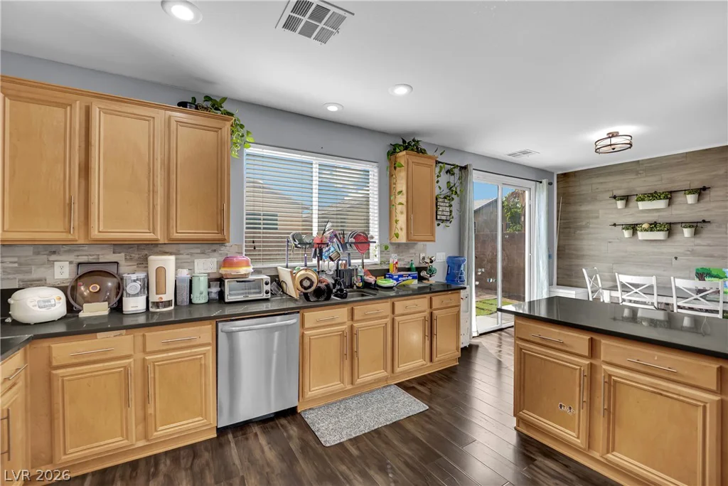 6450 Lovett Canyon, Las Vegas, NV 89148