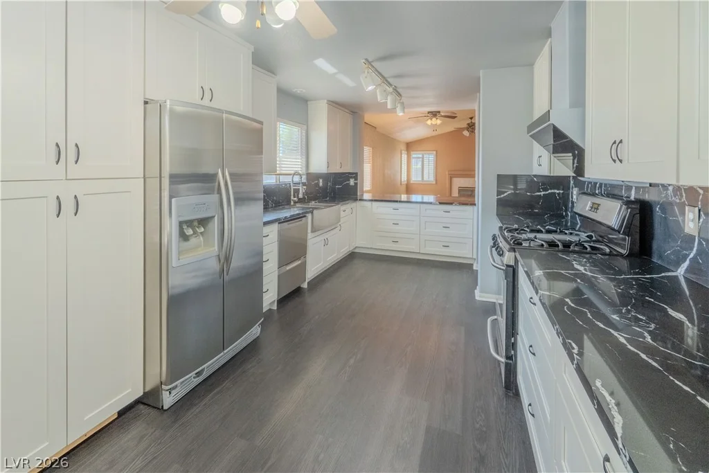 3103 Dante, North Las Vegas, NV 89031