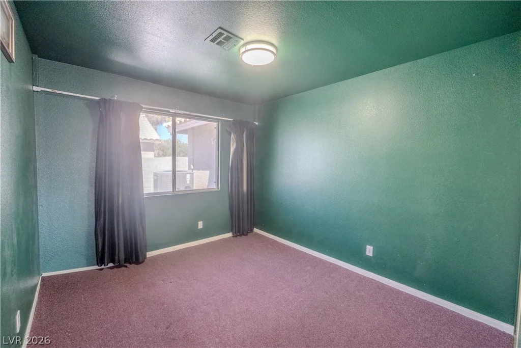 3103 Dante, North Las Vegas, NV 89031