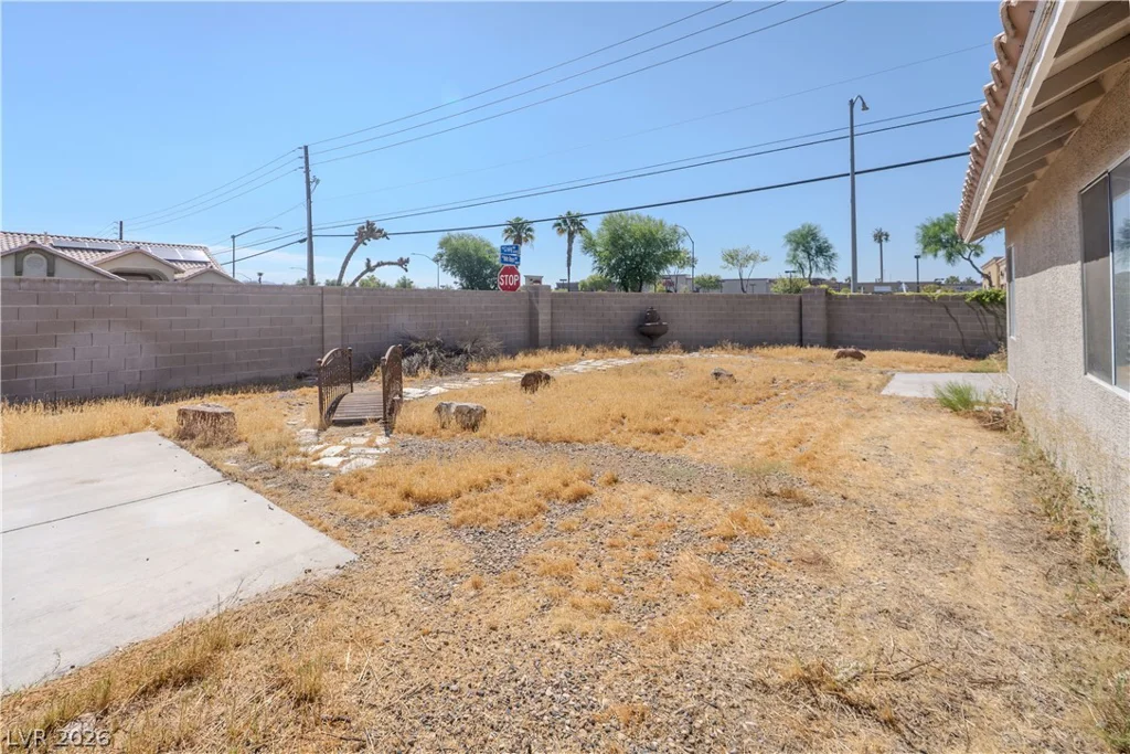 3103 Dante, North Las Vegas, NV 89031
