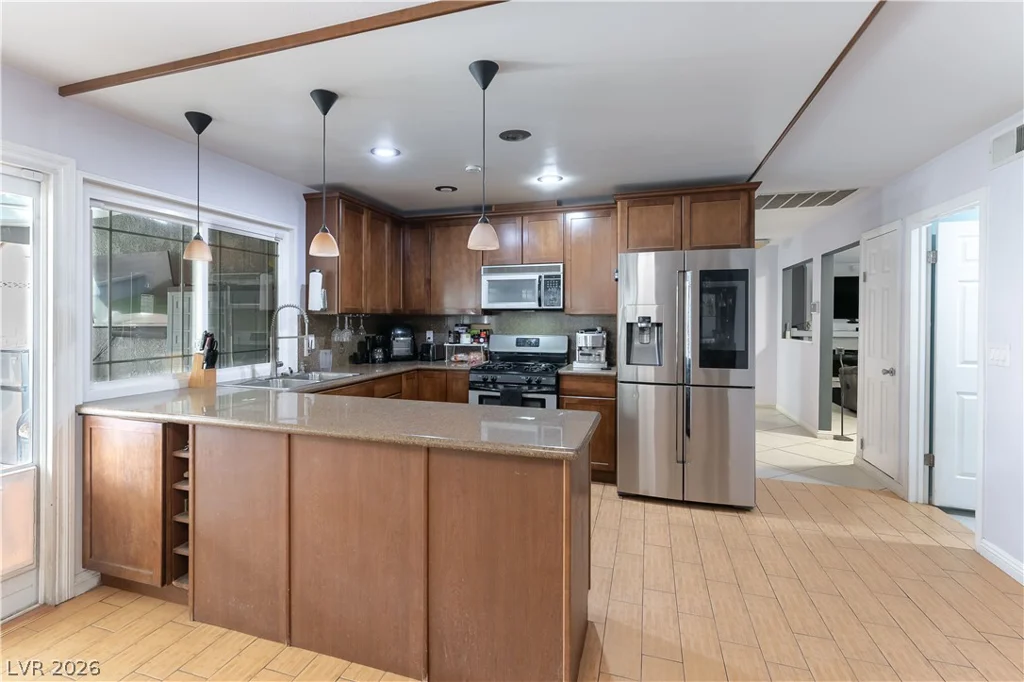 7112 Fenway, Las Vegas, NV 89147