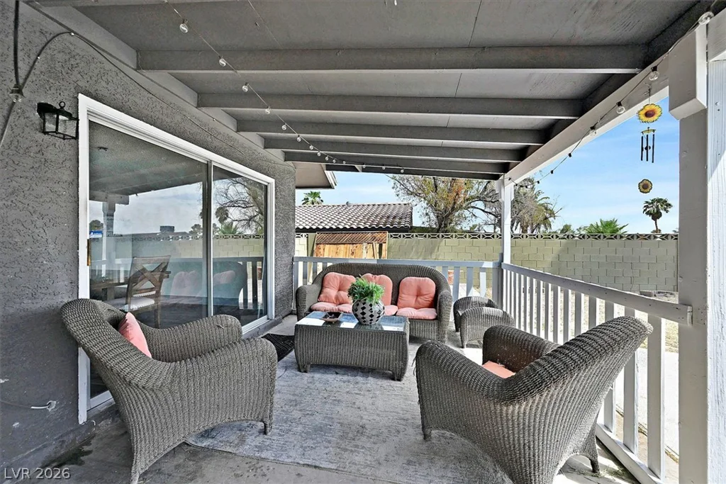 4301 El Esteban, Las Vegas, NV 89121