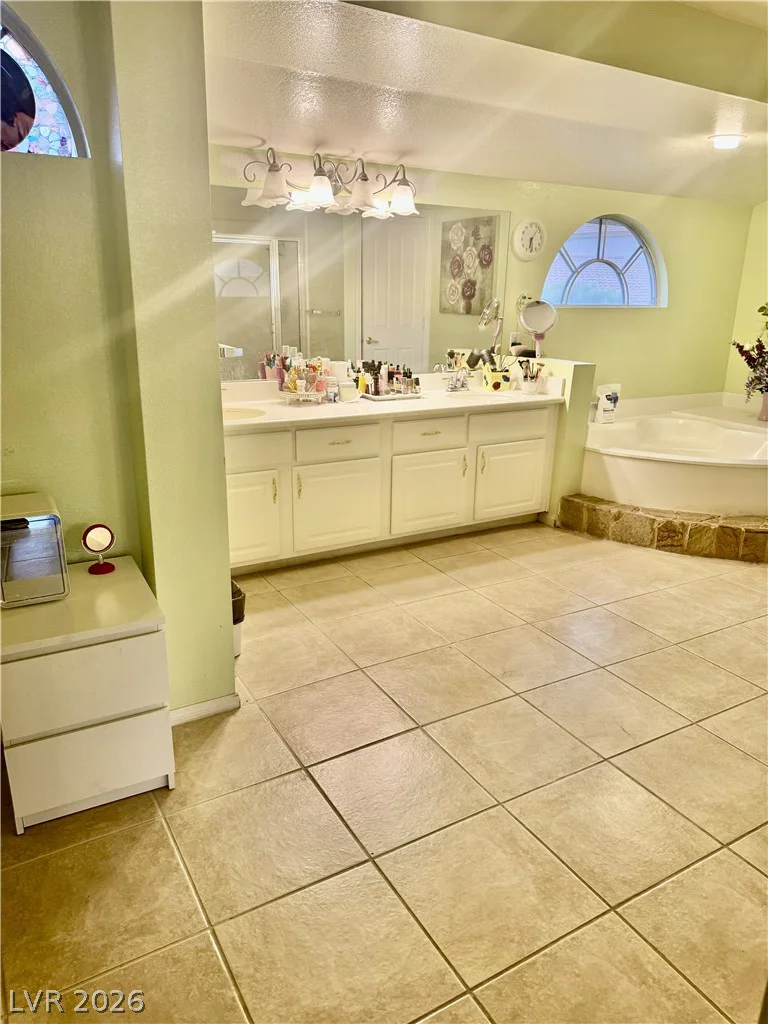 8609 Gilmore, Las Vegas, NV 89129