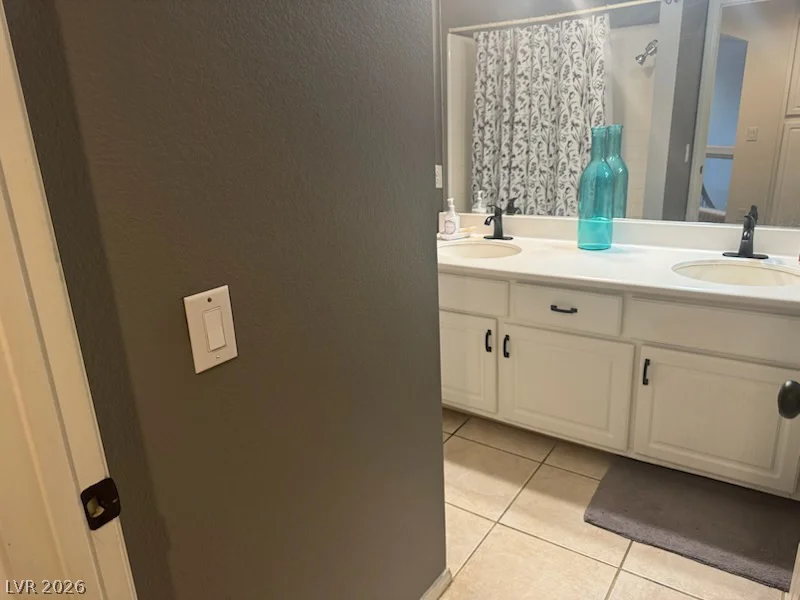 8609 Gilmore, Las Vegas, NV 89129