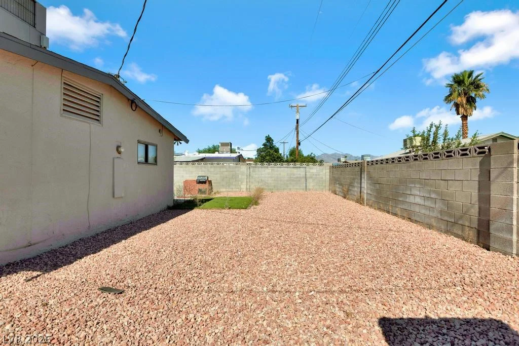 5908 Gipsy, Las Vegas, NV 89107