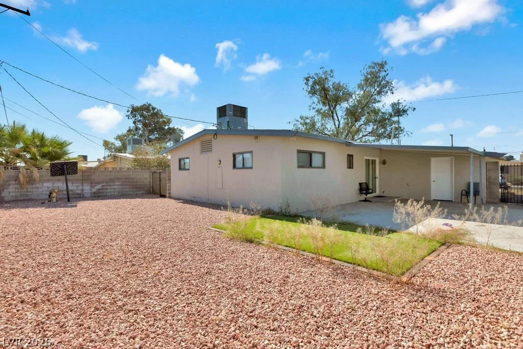 5908 Gipsy, Las Vegas, NV 89107