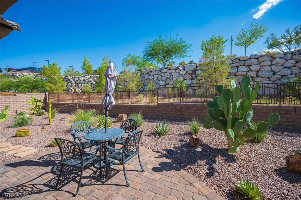 11113 Black Fire Opal, Las Vegas, NV 89138