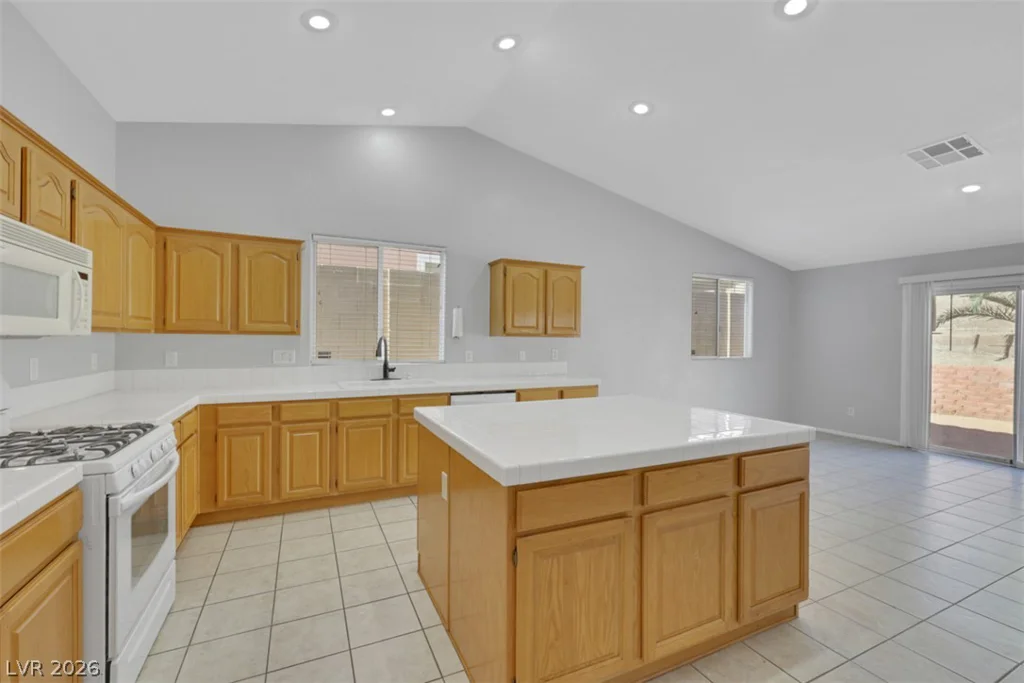 1013 Black Olive, Henderson, NV 89002