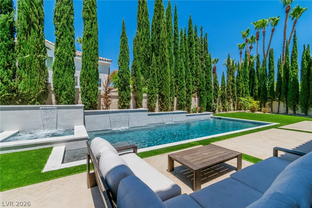 7920 Castellon, Las Vegas, NV 89128