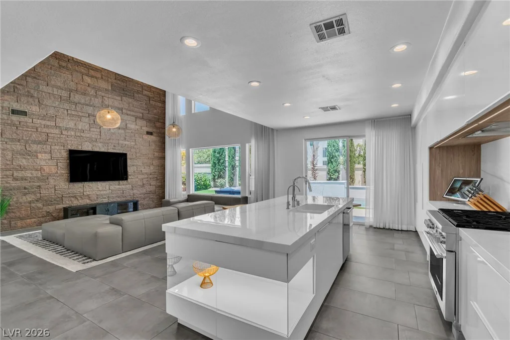 7920 Castellon, Las Vegas, NV 89128
