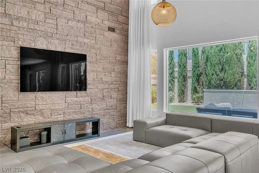 7920 Castellon, Las Vegas, NV 89128