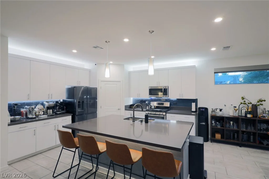6206 Bravestar, Las Vegas, NV 89141