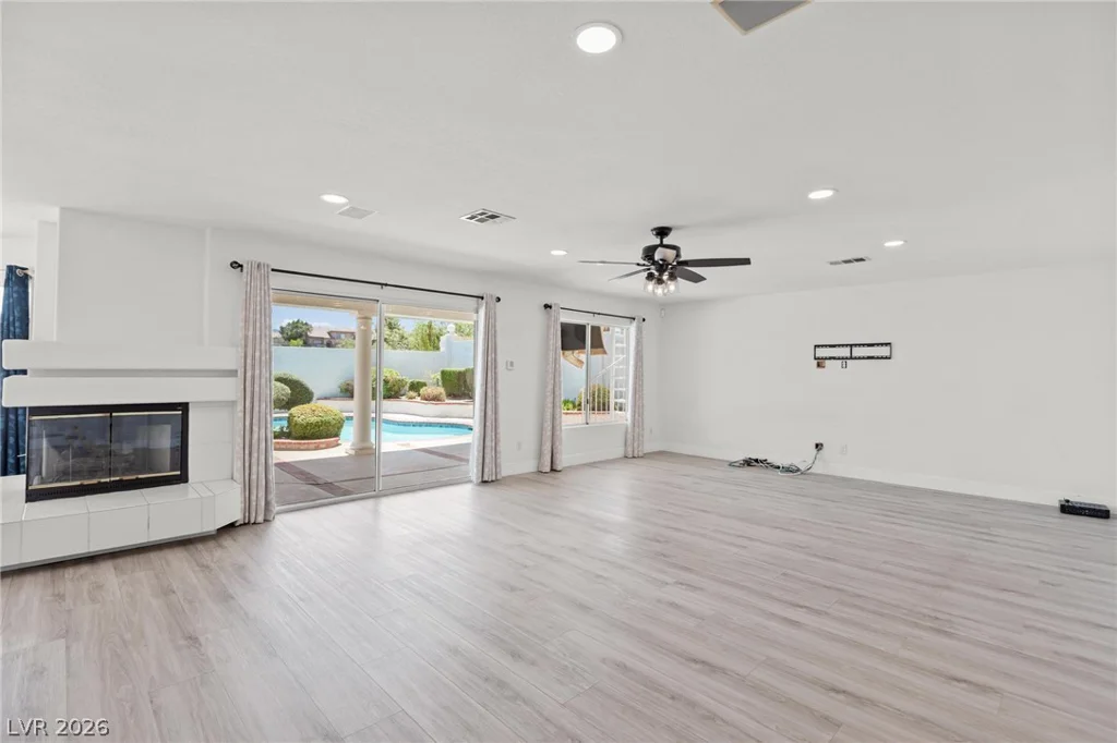 276 Helmsdale, Henderson, NV 89014